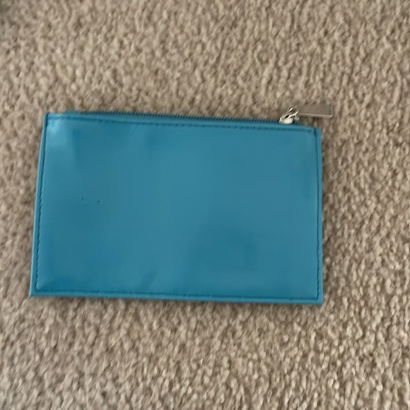 Ltd too pouch NWOT - Picture 2 of 3